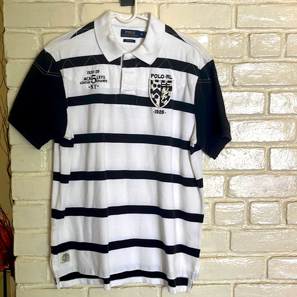 Polo Ralph Lauren mens polo shirt in size XL “custom fit”